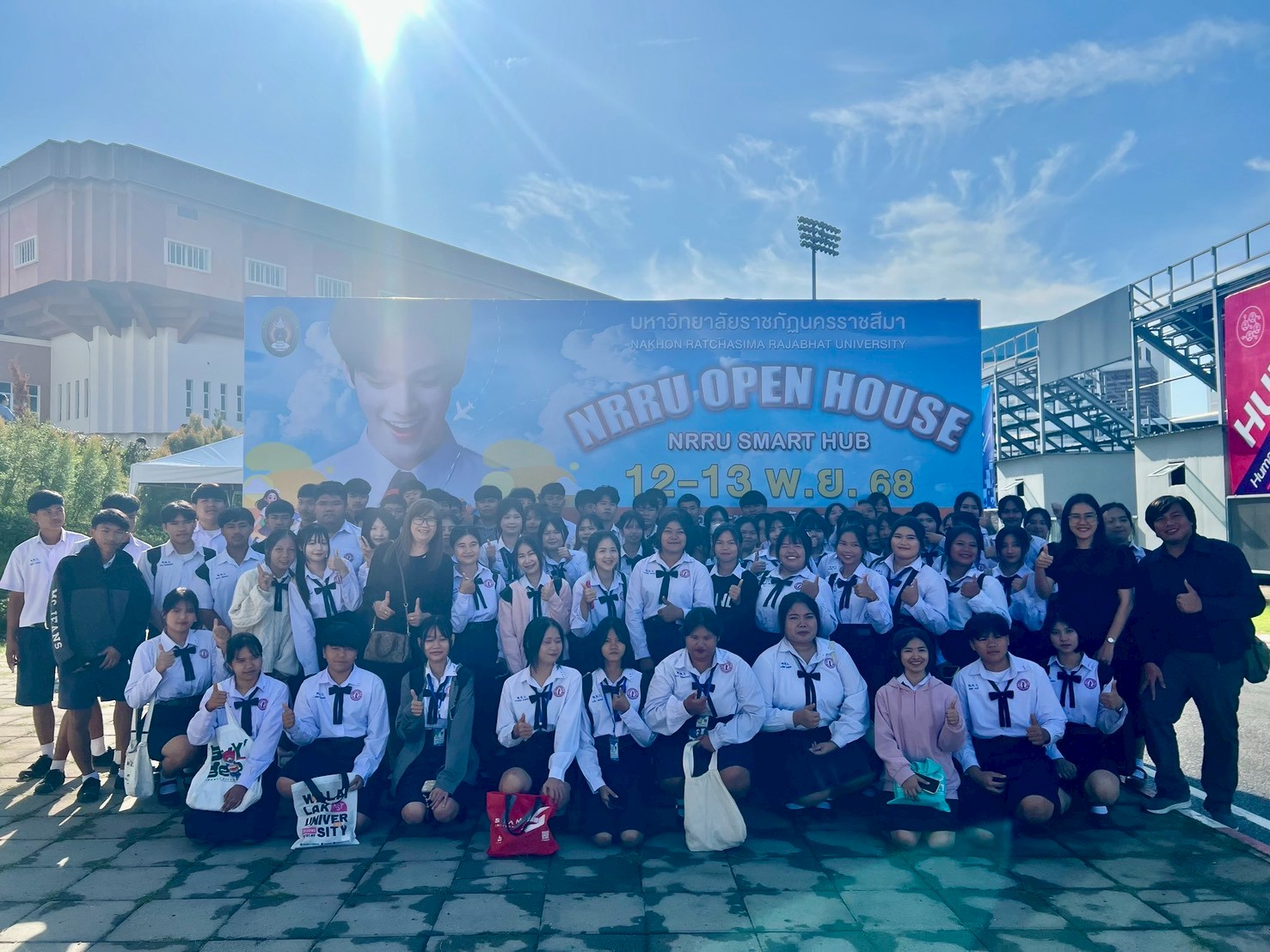 LINE_ALBUM_peid ban mrph.nm  _ mthr.xisan_251114_5.jpg